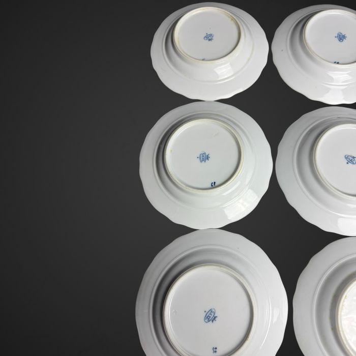 Małe talerzyki deserowe wzór cebulowy SAXE XIX w jak miśnia B4/113022