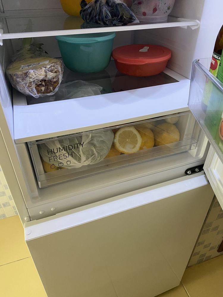 Vendo Frigorífico Combinado Encastre Samsung 344L