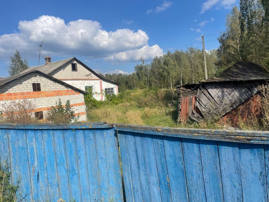 Продам хату, з двором, скину фото