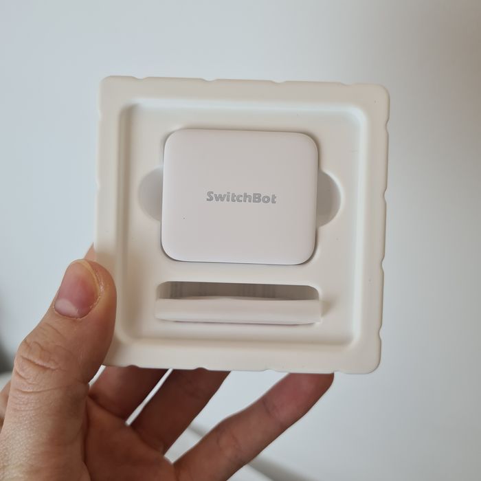 Розумна кнопка перемикач SWITCHBOT