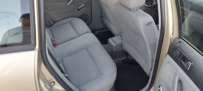 *VW-*PASSAT*1,9 TDI-2003R**Polecam**