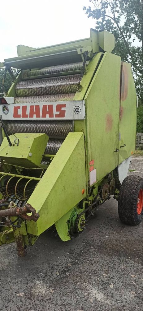 Прес-підбирач CLAAS Rollant 62 S