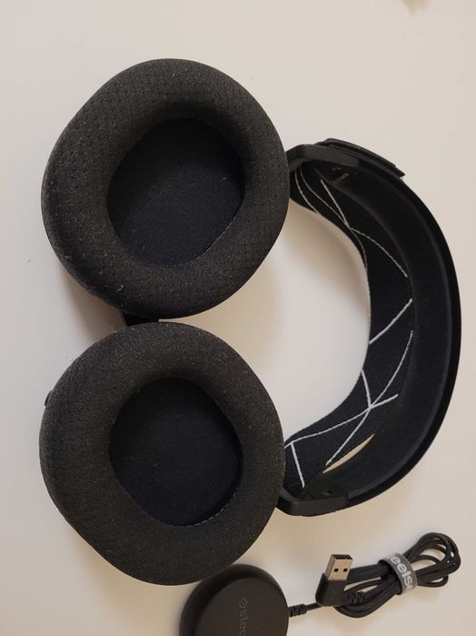 Headset SteelSeries Arctis 9 Wireless Pretos, como novos