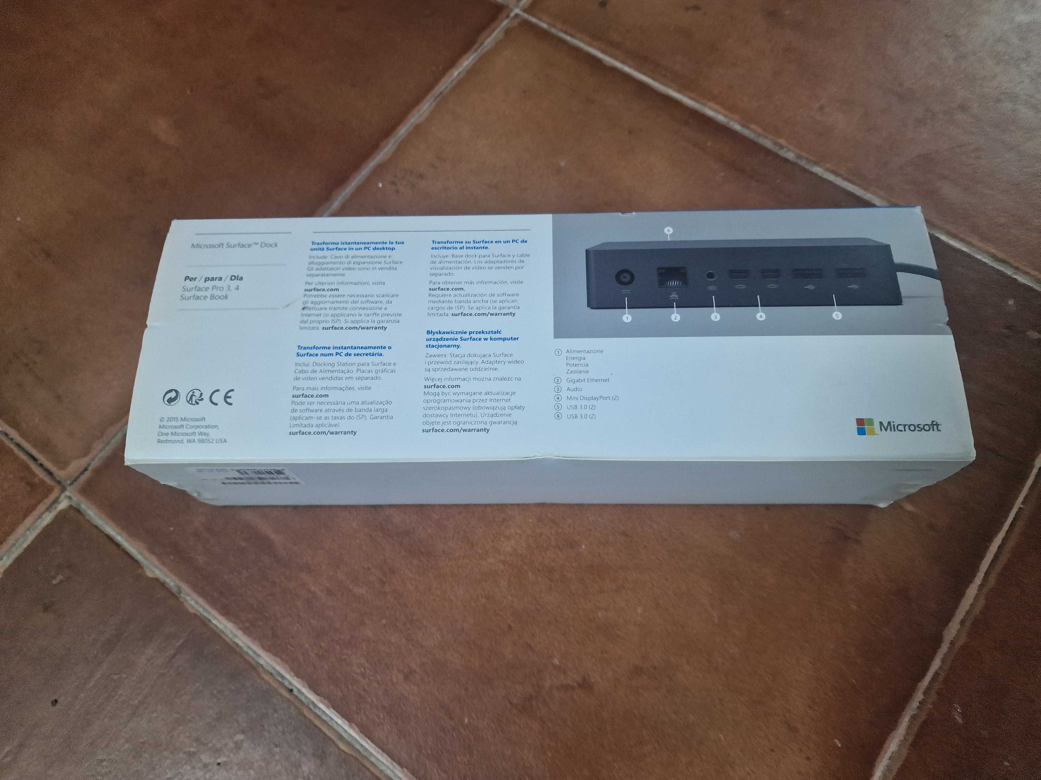 Microsoft Surface Docking Station - Model 1661