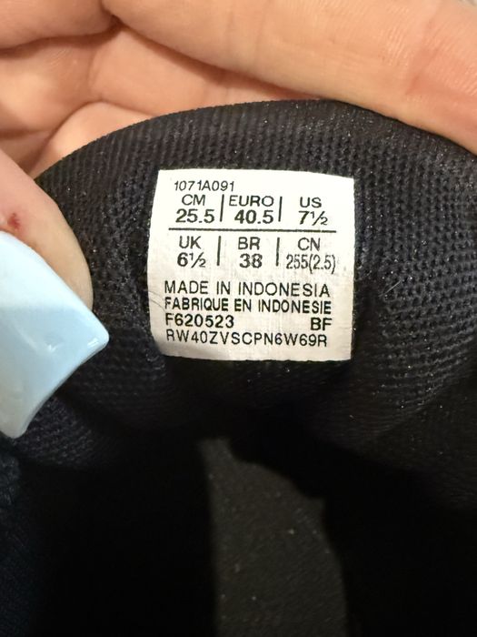 Кросівки для волейболу Asics GEL-ROCKET 11 1071A091-403 (Оригінал)