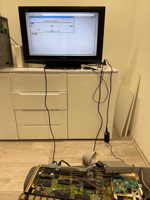 Sprawna stacja dyskietek Amiga 500