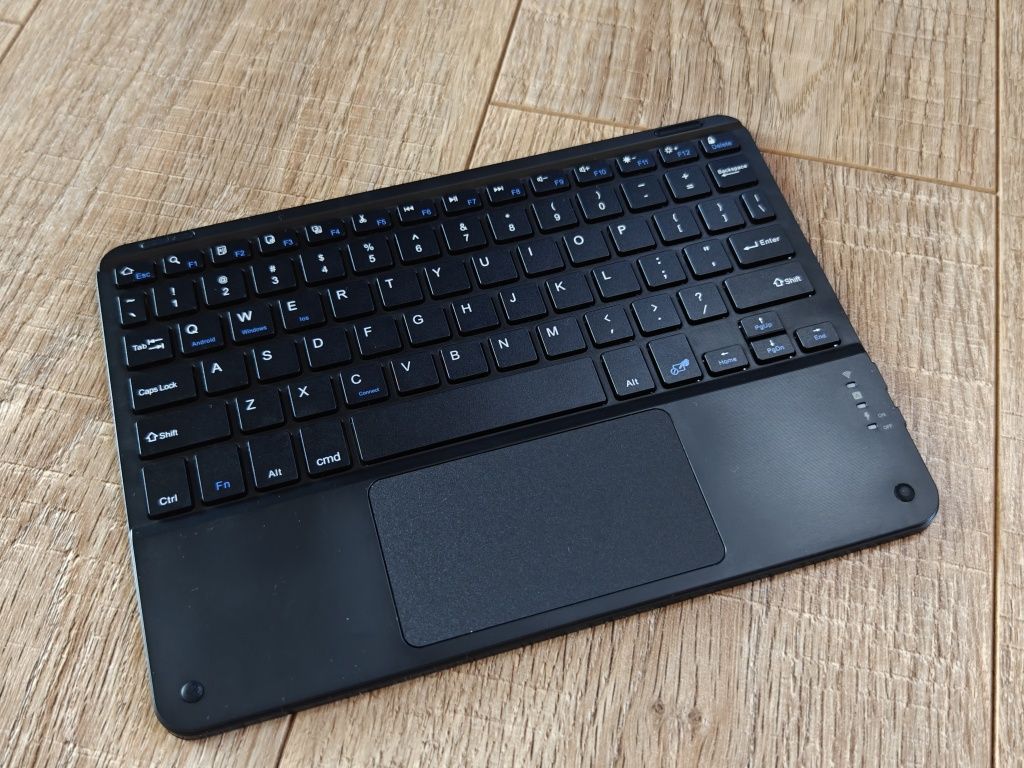 Клавіатура бездротова з Touchpad