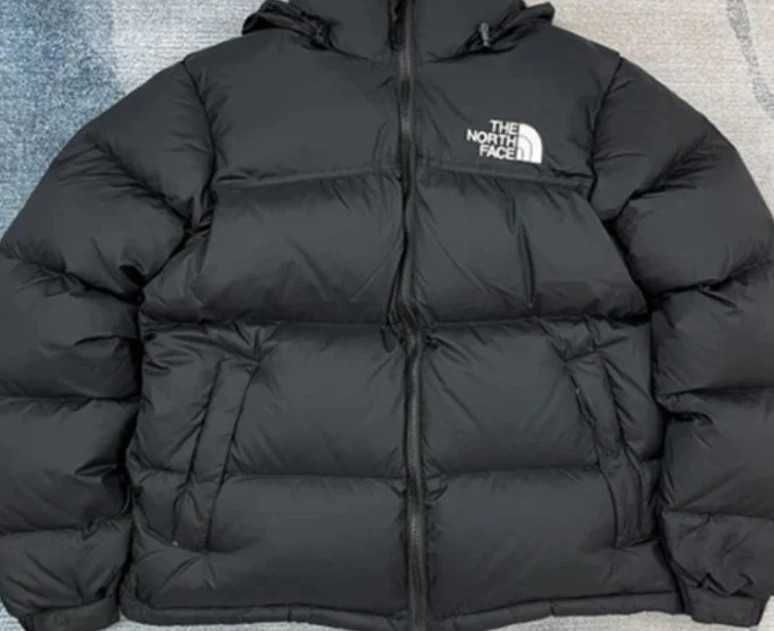 The North Face 1996 Retro Nuptse 700 US-XS