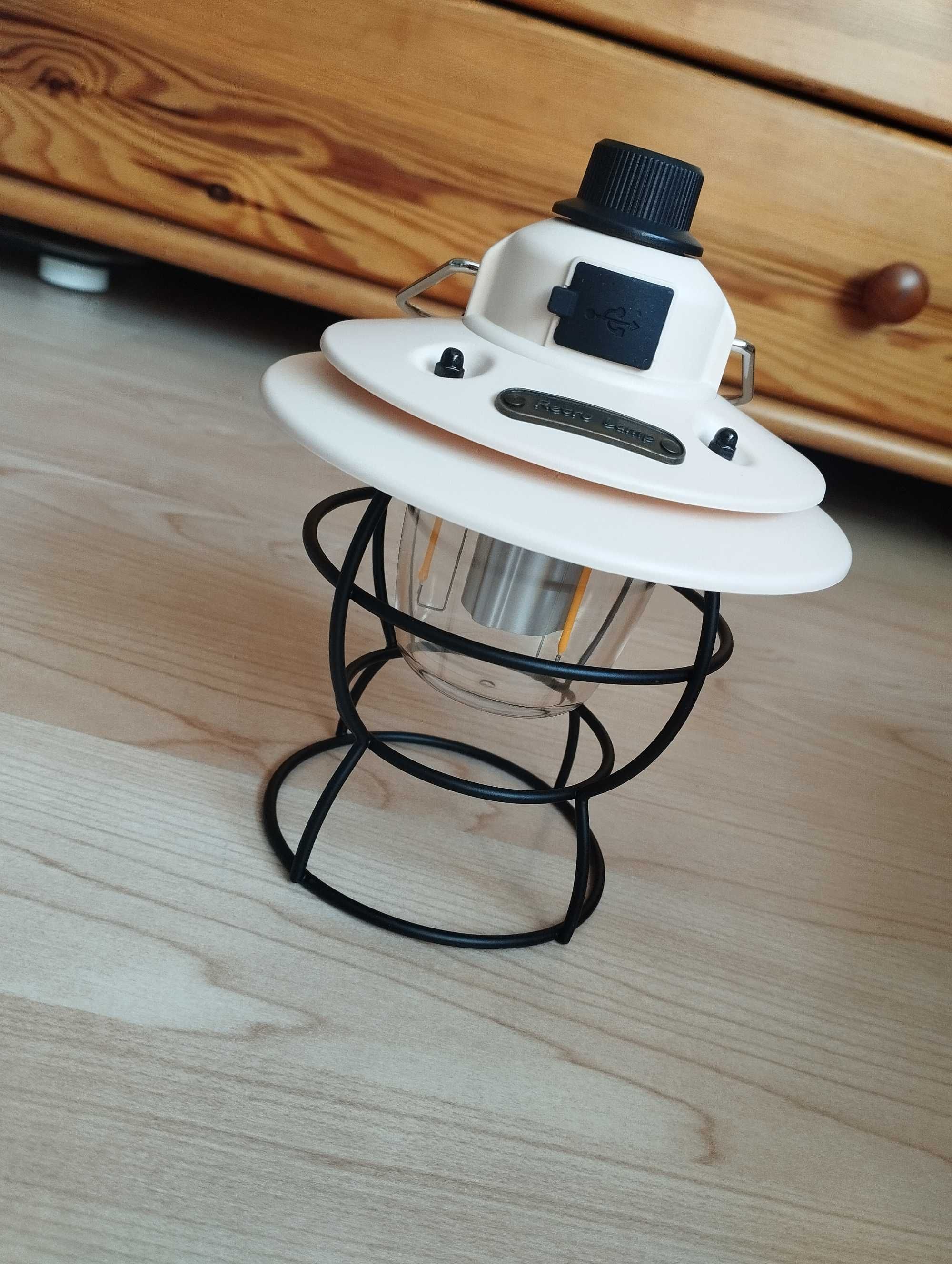 Lampa kempingowa lekka przenośna