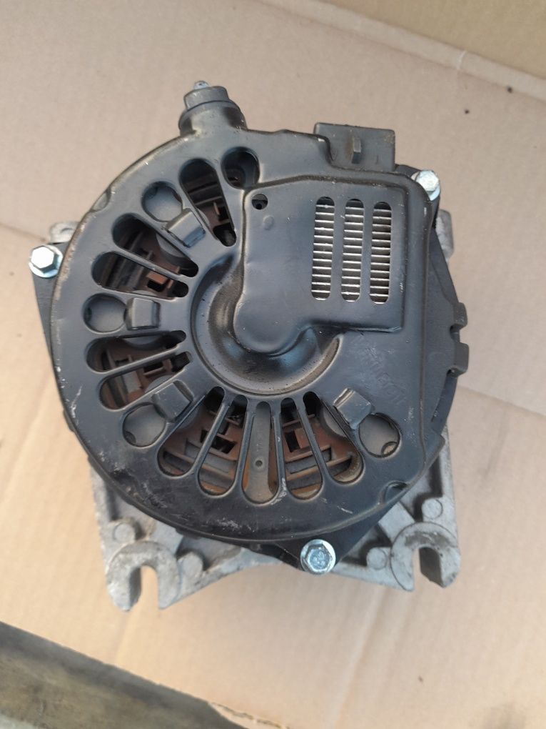 Alternator Ford Explorer III 4.6 v8 Lincoln Aviator Navigator