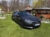 Opel Astra Hyundai i40 Premium