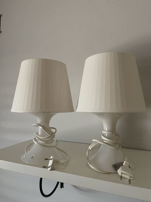 Conjunto dois candeeiros cabeceira branco