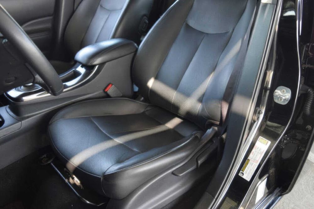 Nissan LEAF SL      2015