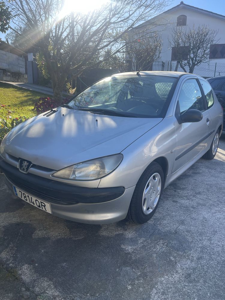 Peugeot 206 comercial