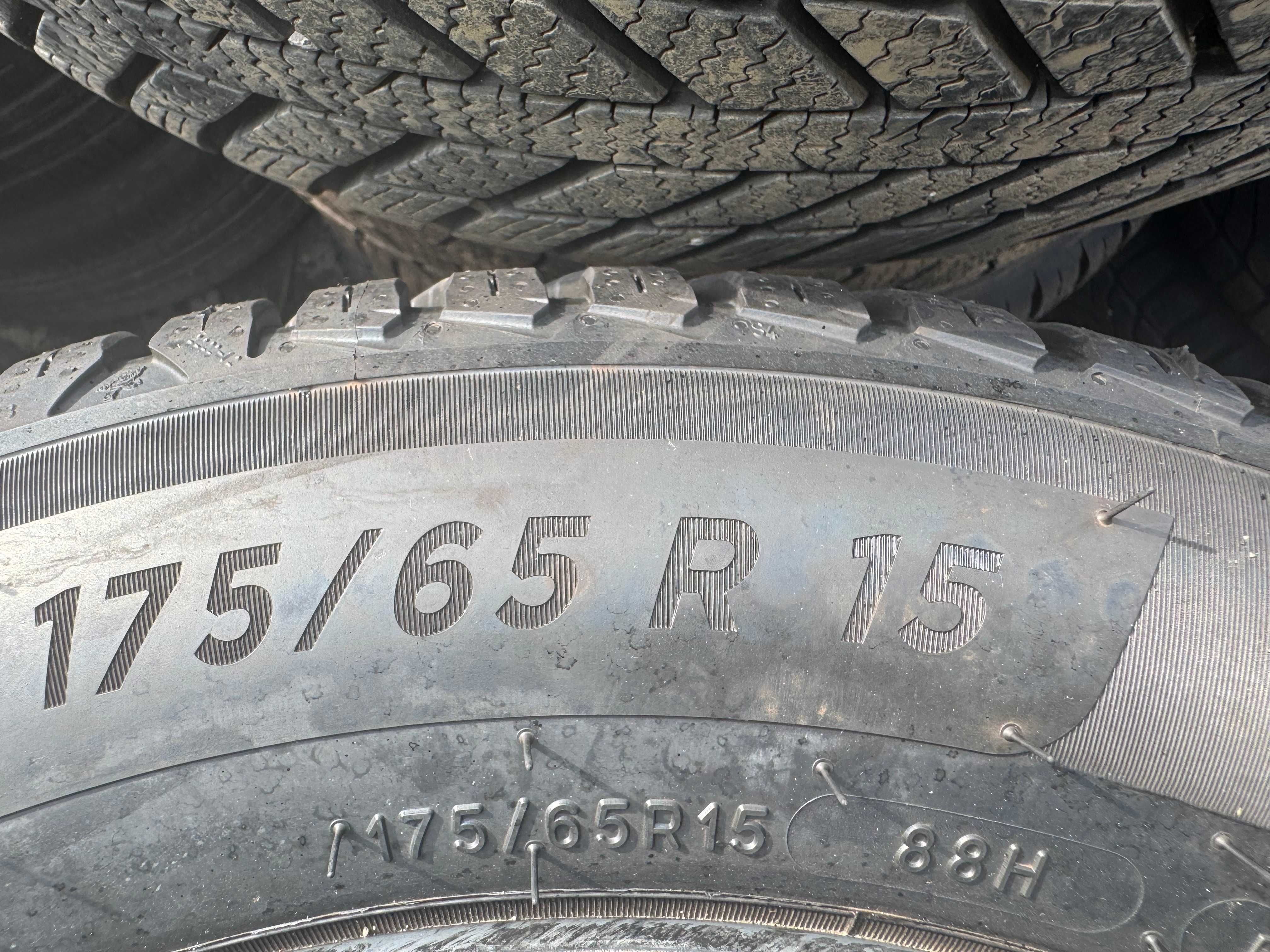 Opony całoroczne 175/65R15 88T Michelin CrossClimate 2