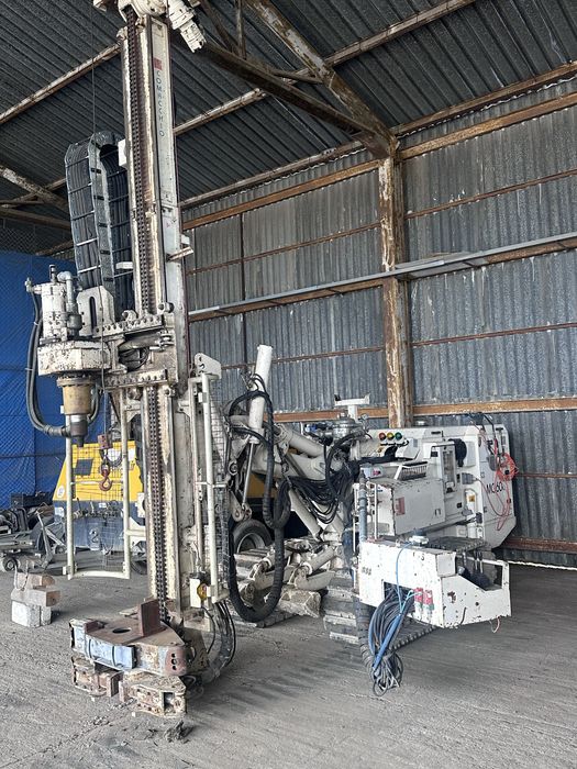 COMACCHIO MC 600 rok 2010  wiertnica wiertnia studni studnie studnia