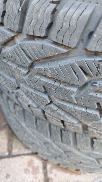 195/55r16 opony zimowe kormoran uzywane