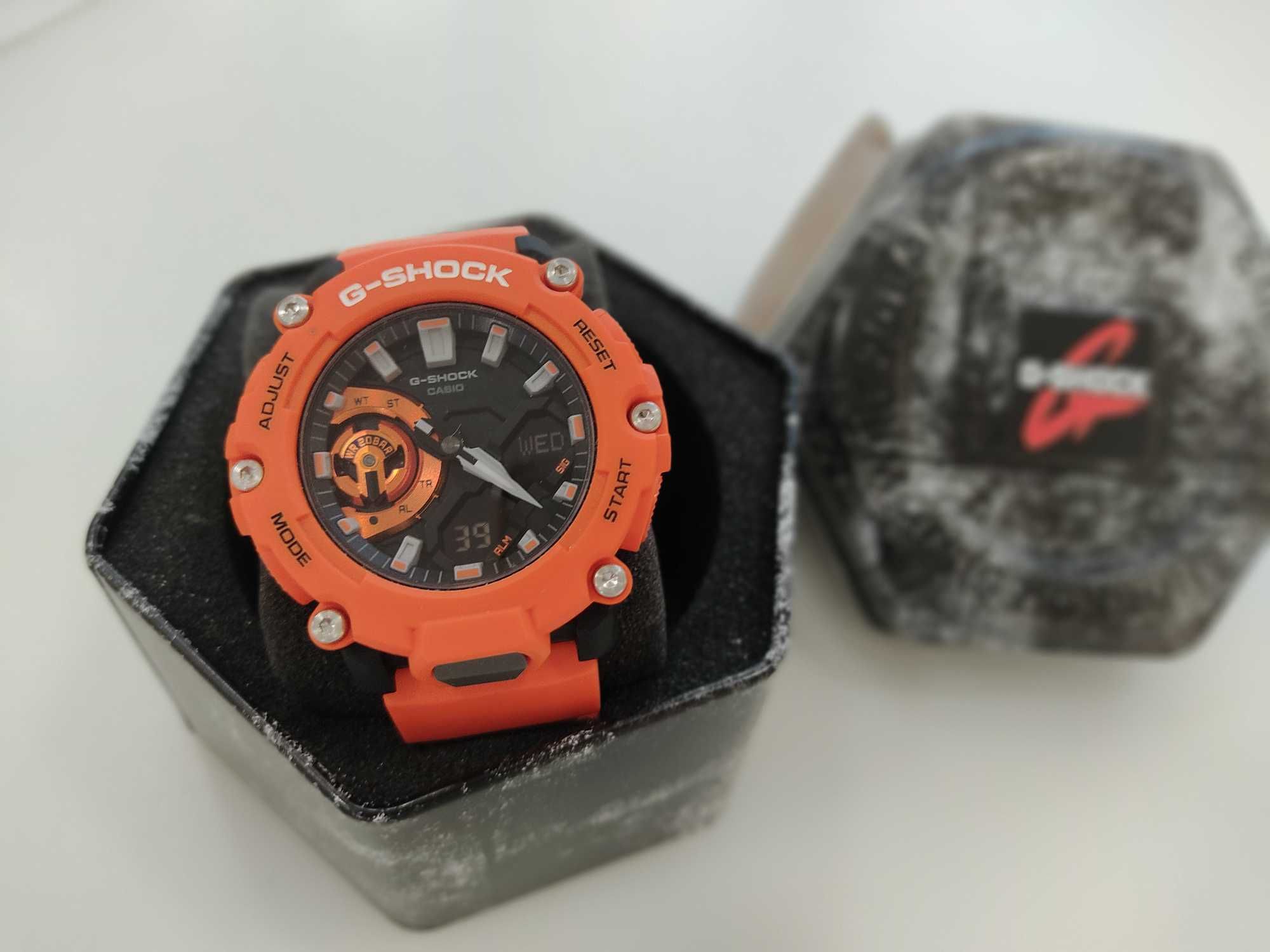Zegarek męski G-Shock GA-2200M-4AER