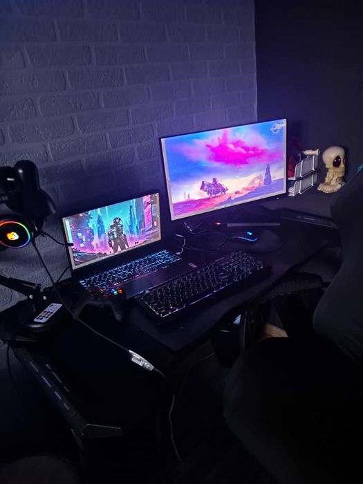 Biurko gamingowe