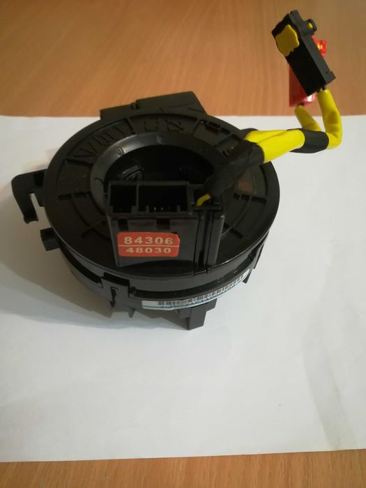 Продаю Шлейф подрулевой 84306-48030 для Toyota