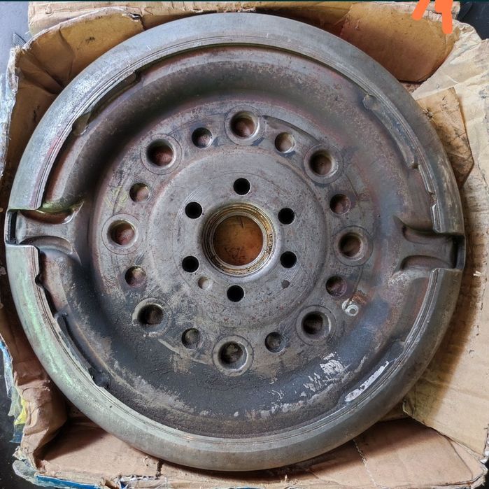 Оригинальный маховик Volkswagen