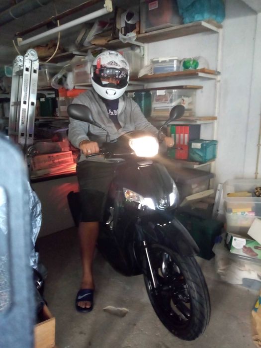 Alugo mota semi nova semanal