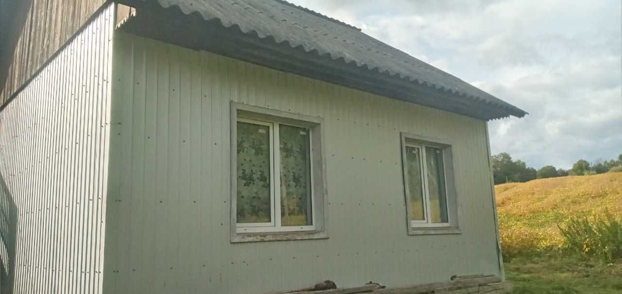 Будинок, дача під горами, 25 соток + 1,75 га поля, є документи