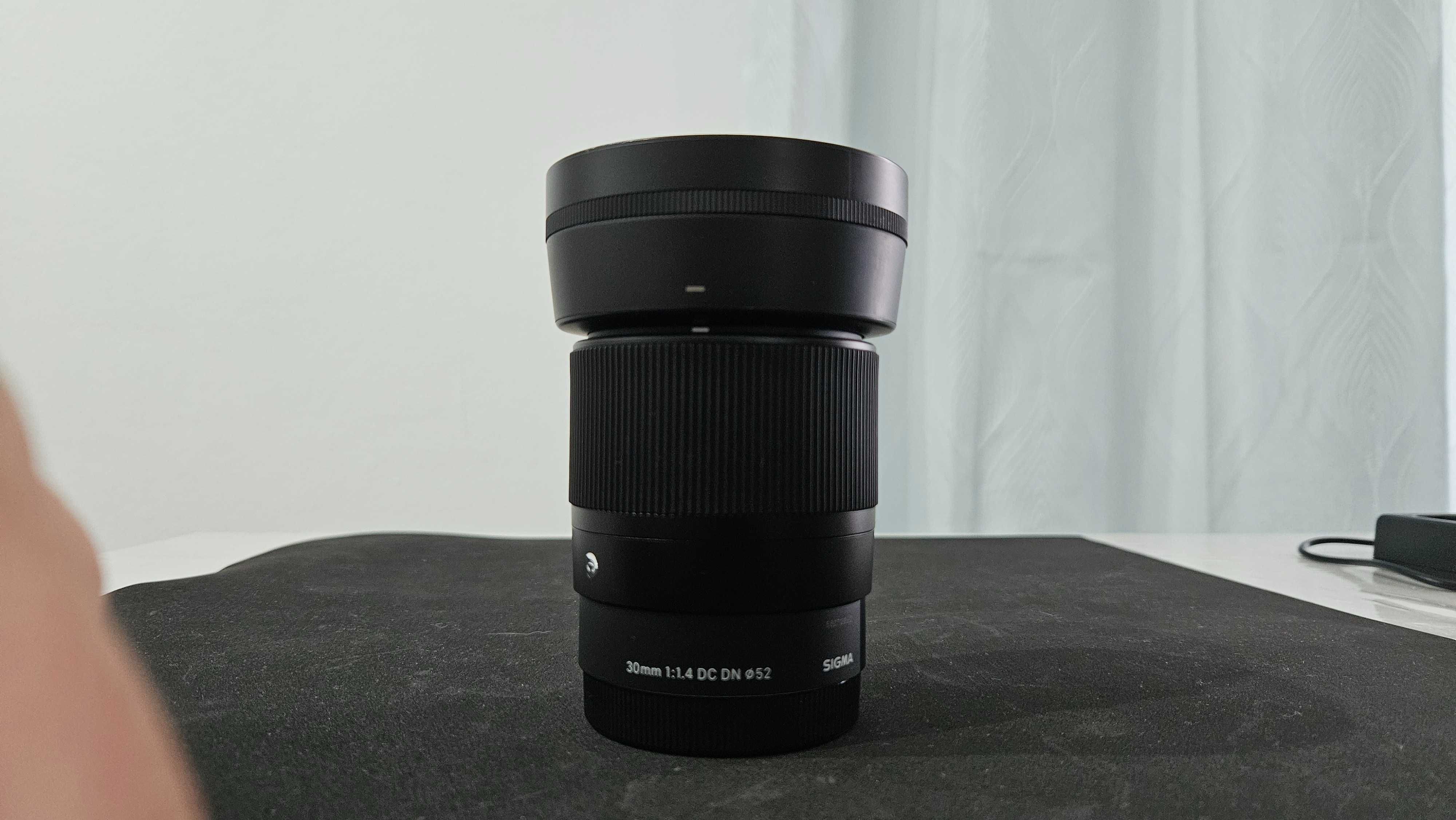 Sigma 30mm F/1.4 DC DN (Sony E-Mount)