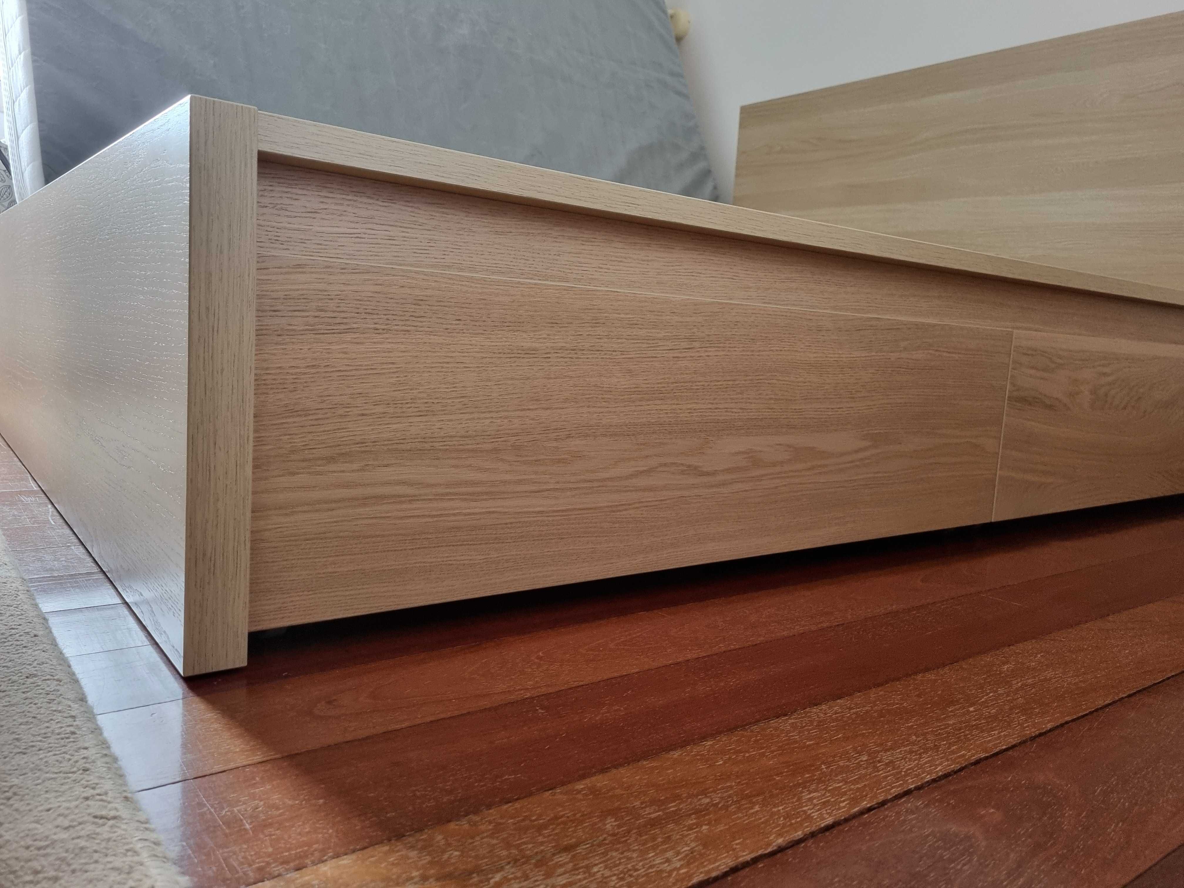 Cama casal 140x200