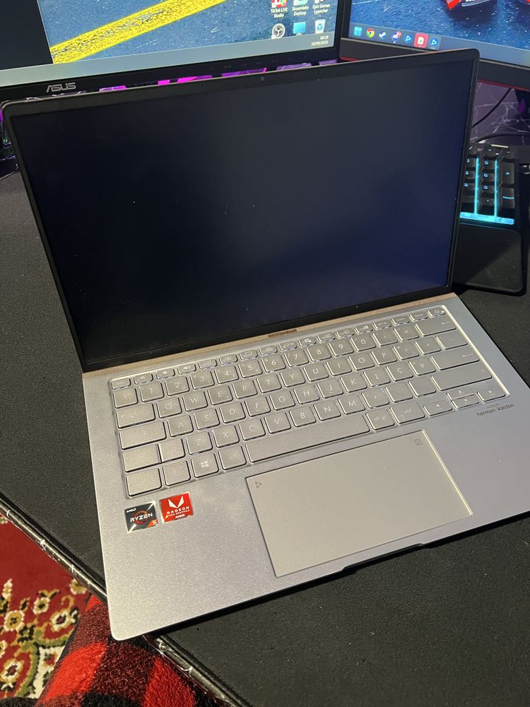 Portatil asus zenbook