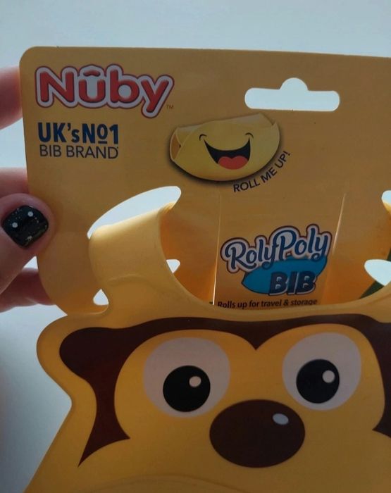 Nowy śliniak silikonowy NUBY – miękki i praktyczny