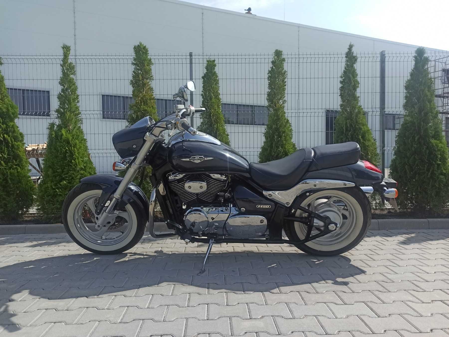 Suzuki Boulevard M-50 800