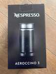 Spieniacz do mleka Nespresso, czarny
