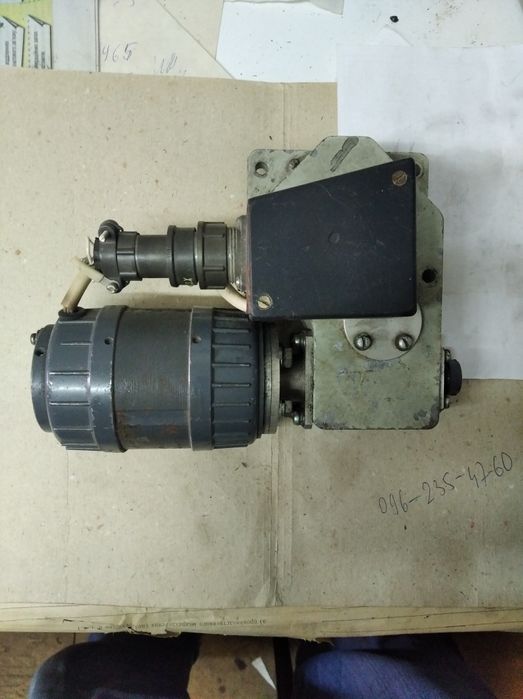 Насос вакуумний ВНМ-18Г, двигуни пост.струму.