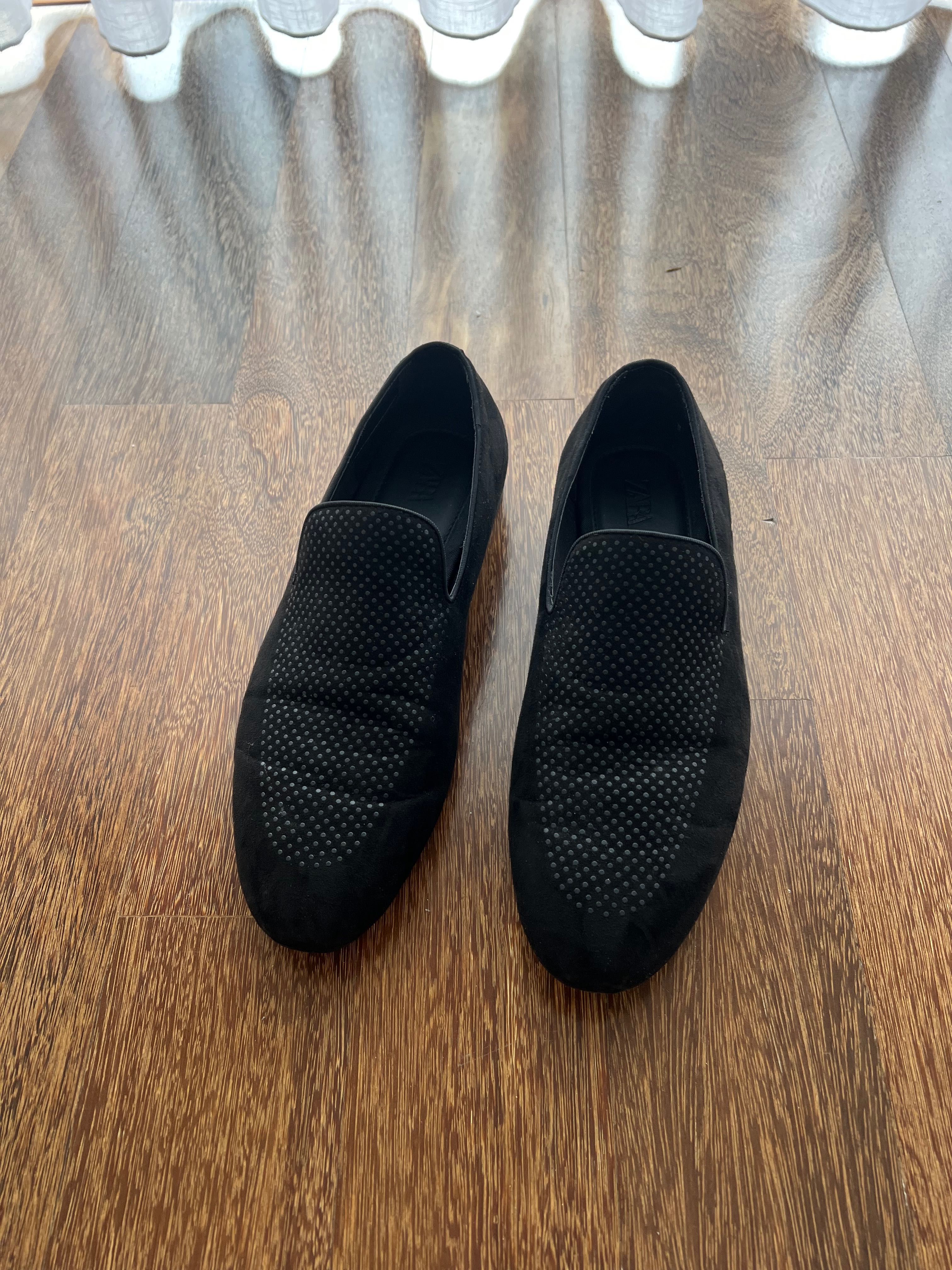 Sapatos  homem preto aveludados