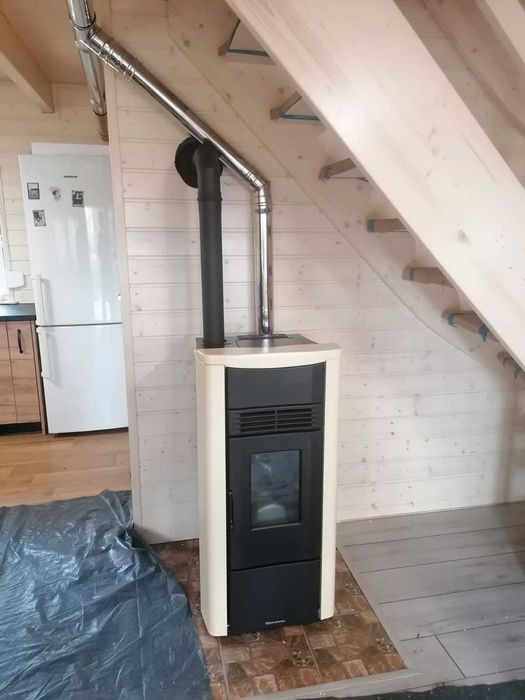 Piec na pellet z DGP - GIUSY PLUS EVO 2.0 - EXTRAFLAME kominek