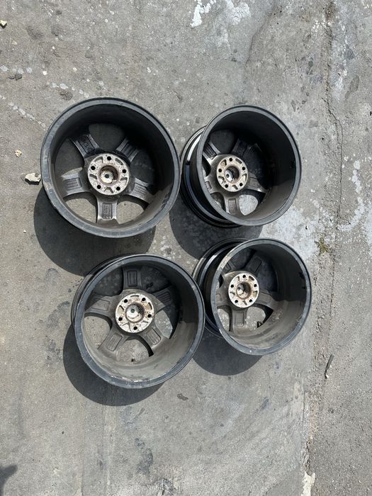 Диски R16 5 114.3 целые ровные