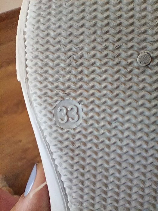Tenisówki białe, koronkowe 33