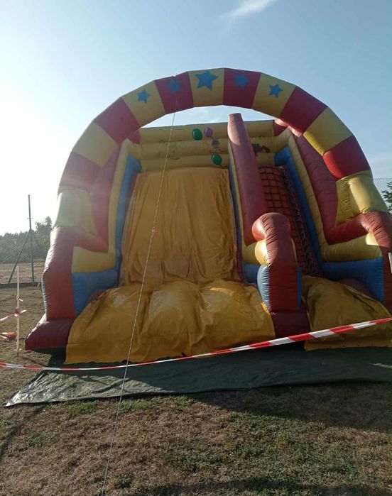 Zjeżdżalnia dmuchana duza