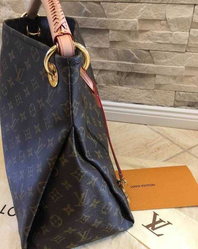 Torebka Louis Vuitton artsy