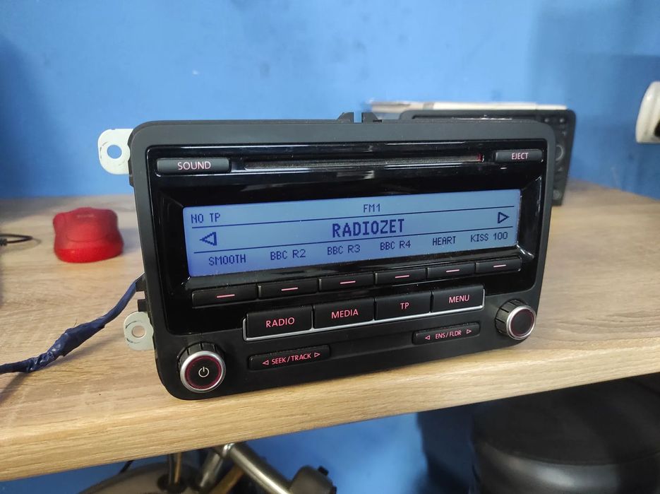 RADIO NAWIGACJA MP3 RCD DAB ROZKODOWANE VW PASSAT B6 B7 GOLF 5 6 PLUS JETTA KOMBI TOURAN CADDY SIROCCO TIGUAN POLO 1K0035186AB WYSYŁKA !!!!