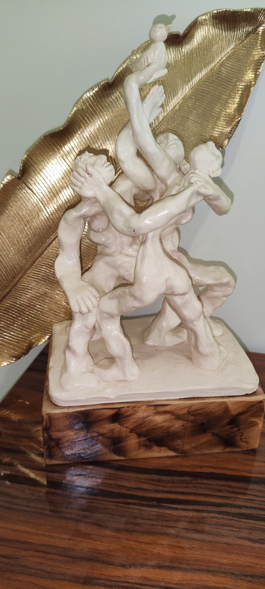 Estatueta feita à mão cerâmica