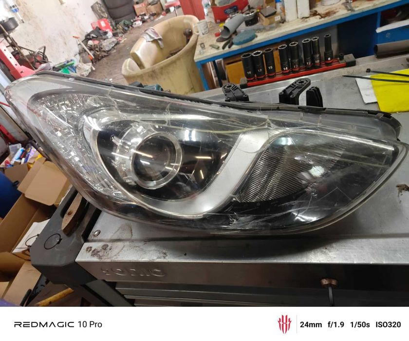 Reflektor prawy lampa przód Hyundai i30 ii 12-14 Europa, uszkodzony