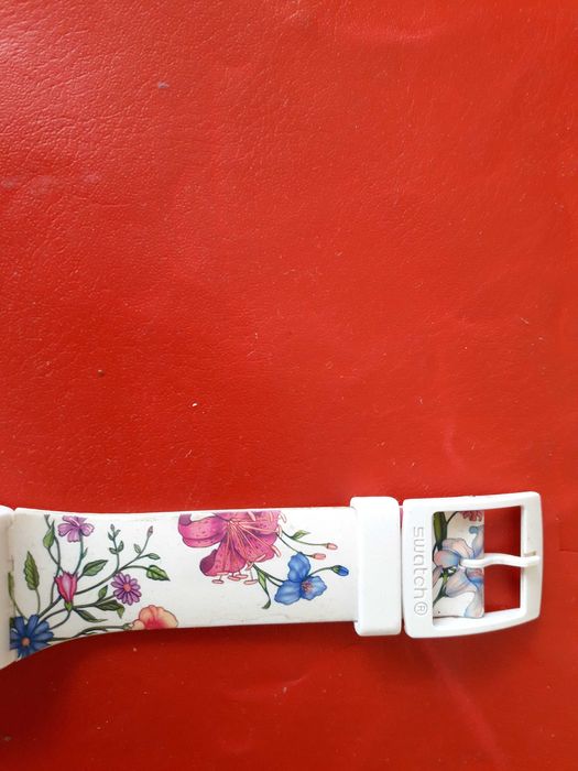 Часы SWATCH модель 2015 г