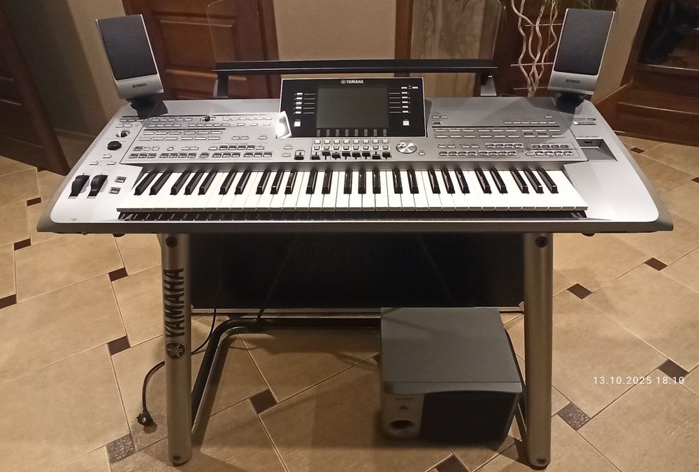 YAMAHA Tyros5 61 klaw - perfekcyjny