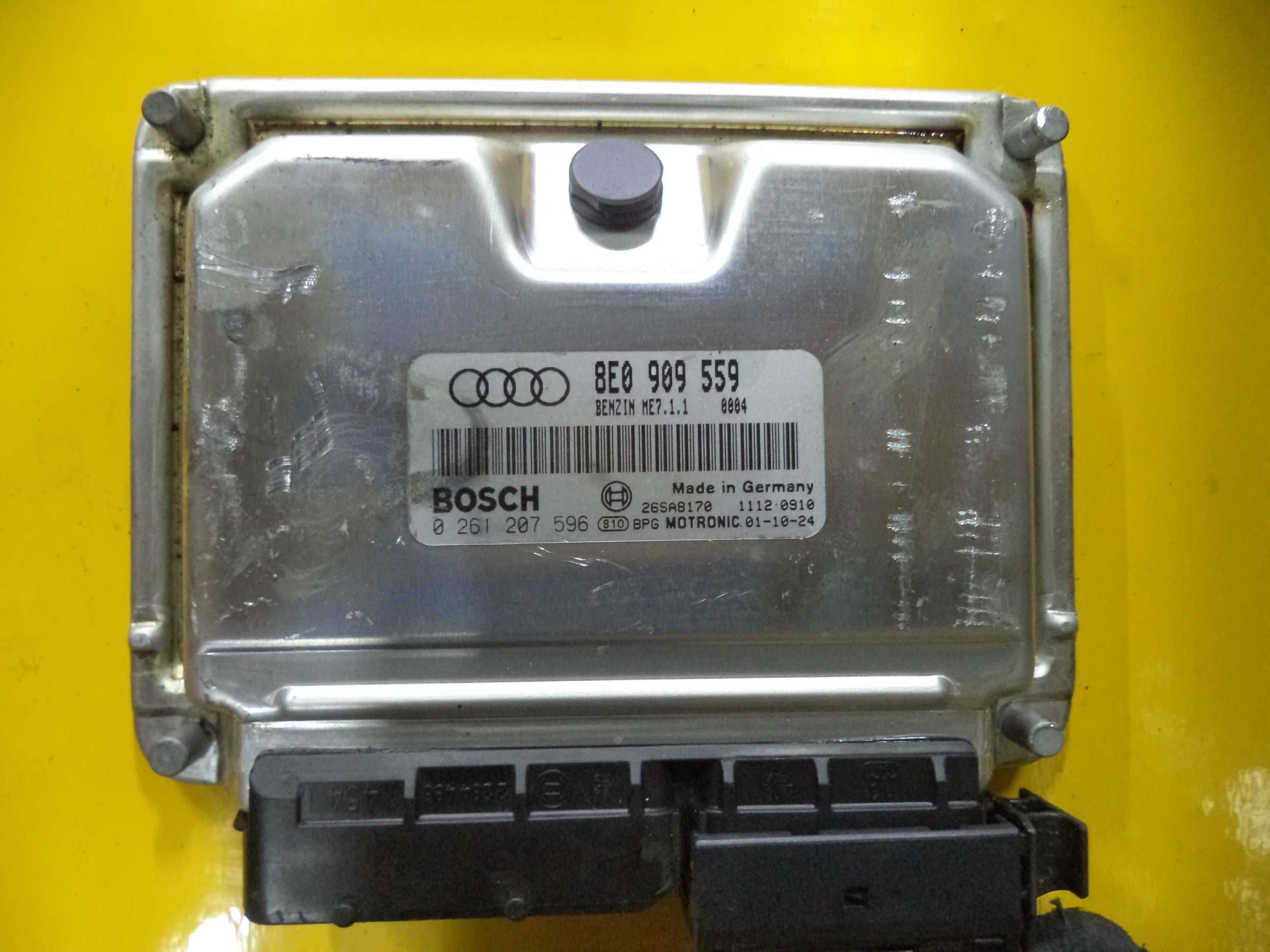 Блок управления двигателем Audi A4 (B6) Audi A6 (C5) (3,0) 0261207596