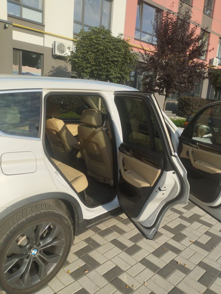 BMW X3  F25 2,8i 2.0 бензин,