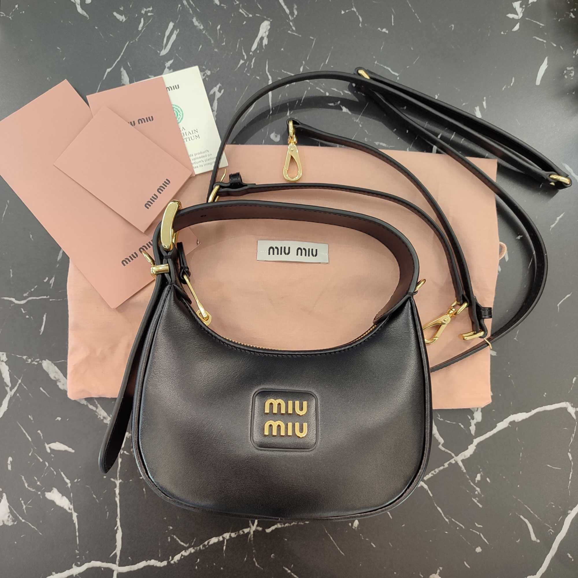 Сумка Miu Miu Leather Mini Hobo Bag Black