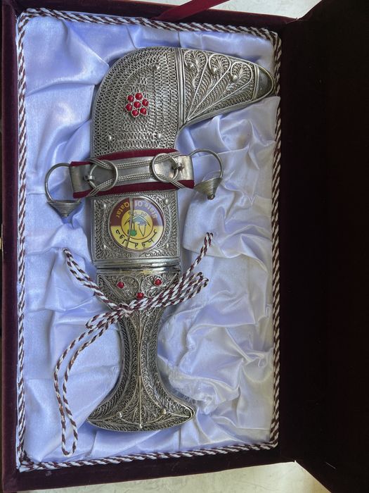 Катарский сувенірний кинжал джамбія ханджар