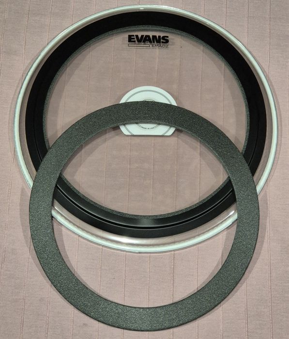 Zestaw Evans Emad 2 i Aquarian Regulator na  bęben basowy 18" - top!